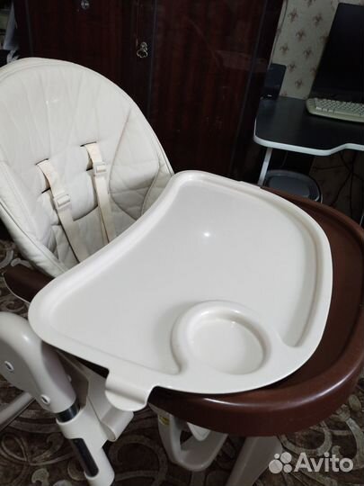 Стульчик для кормления tommy