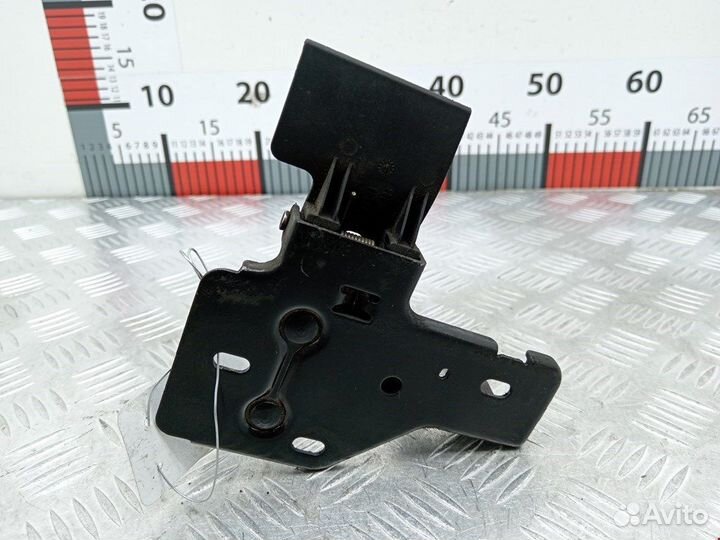Замок капота для Audi Q7 4L 4L0823480