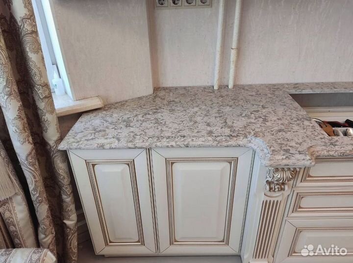 Столешница на кухню кварц