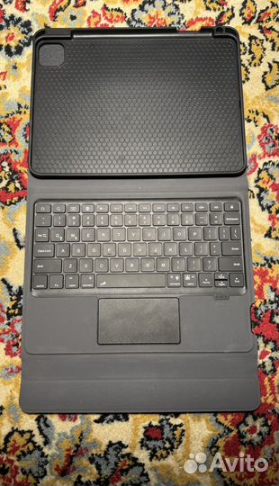 Чехол клавиатура для iPad pro 11