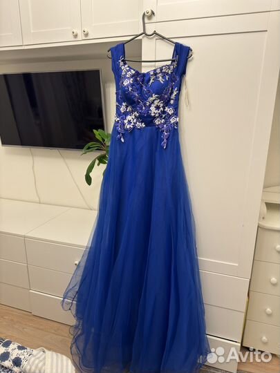 Вечернее платье в пол 40 42