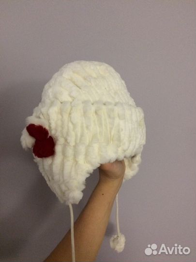 Новая зимняя шапка на малышку