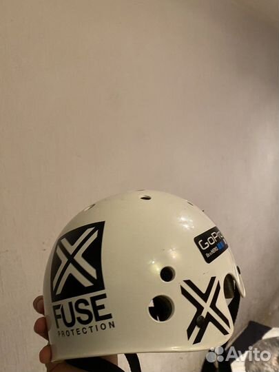 Шлем и наколенники fuse