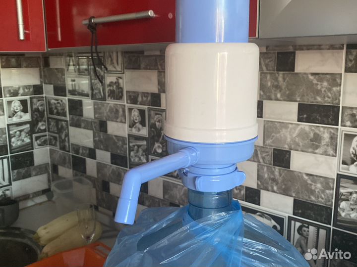 Бутыль 19 литров с помпой