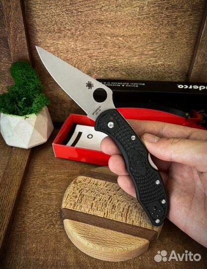 Нож Spyderco Delica black