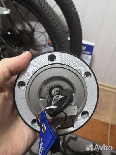 Эбу Yamaha XJ6 + замок зажигания + люк бензобака