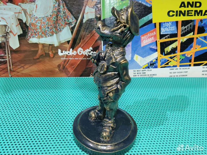 Статуэтка из хлеба 