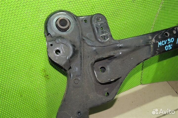 Балка подвески передняя Toyota Windom MCV30 1mzfe