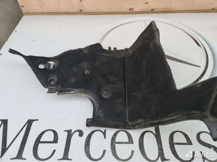 Шумоизоляция моторного отсека правая Mercedes W166