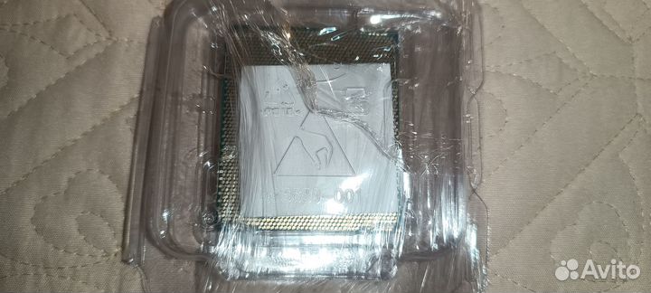 Продам серверный процессор Intel Xeon E5-2609 v3