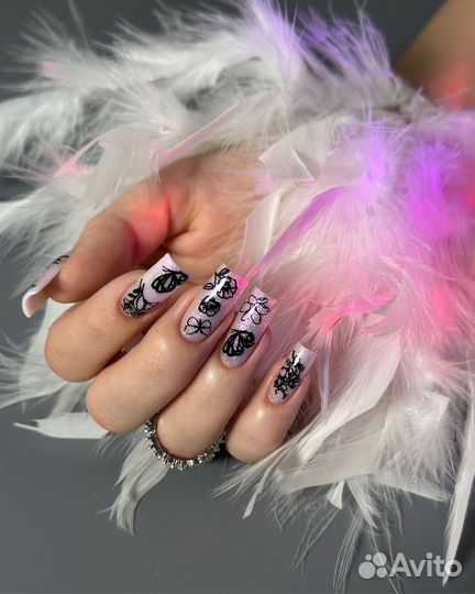 Маникюр и педикюр