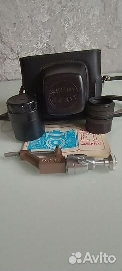 Пленочный фотоаппарат зенит