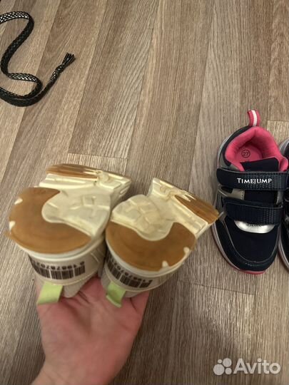 Кроссовки для девочки 27 размер