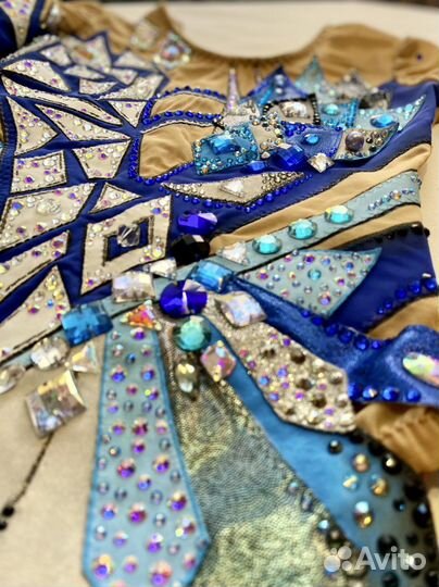 Спортивный костюм для художественной гимнастики