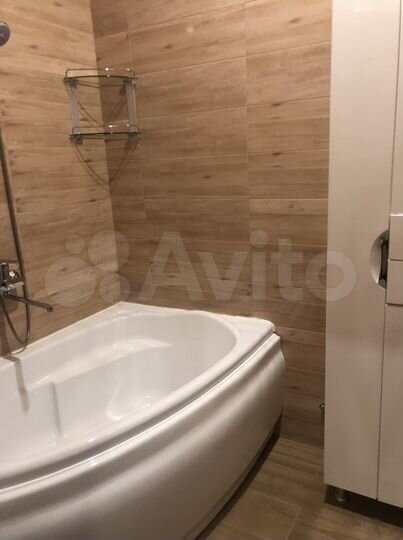 2-к. квартира, 72 м², 6/7 эт.