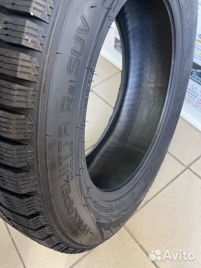 Nokian Tyres Hakkapeliitta R2 SUV 235/50 R19 105R