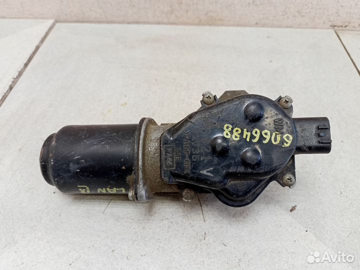 Моторчик стеклоочистителя передний