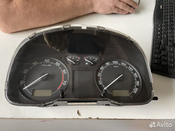 Панель приборов Skoda Octavia A4 2000-2011