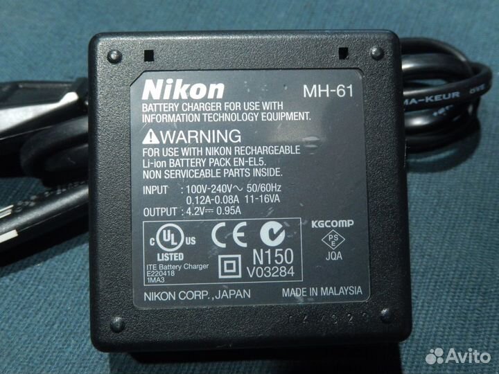 Зарядное устройство Nikon MH-61