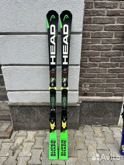 Горные лыжи Head Super Shape