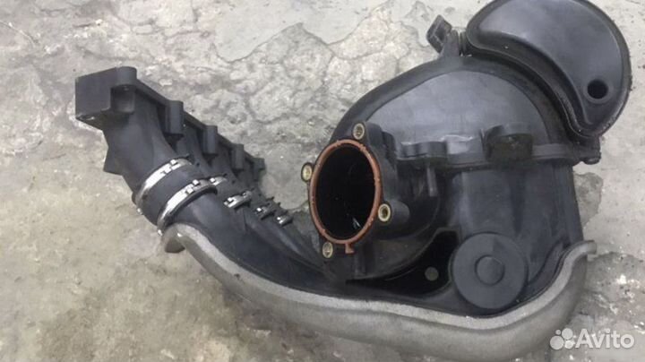 Впускной коллектор Audi A4 ALT 2.0