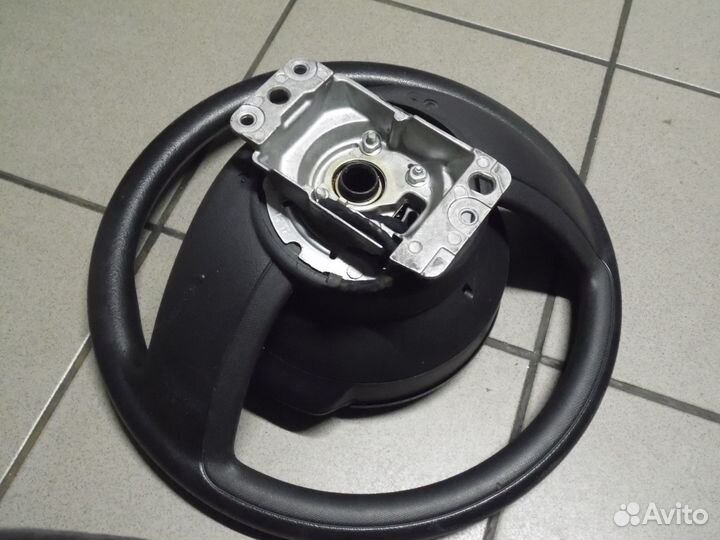 Рулевое колесо Ситроен С4