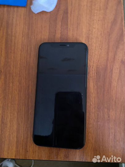 iPhone X, 64 ГБ