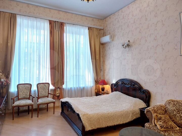 2-к. квартира, 63 м², 2/4 эт.