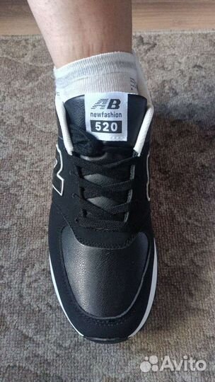 Кроссовки женские новые 41