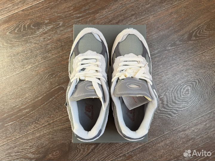 Кроссовки мужские New Balance 2002R