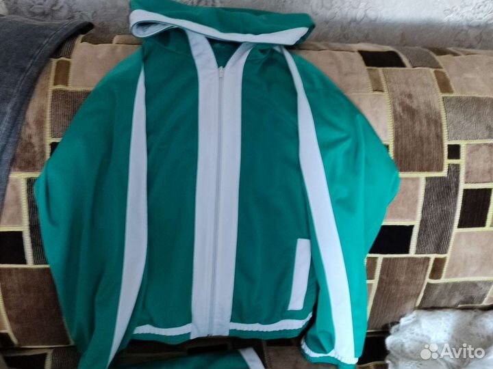 Костюм спортивный женский 46размер