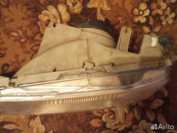 Фары на mitsubishi lancer