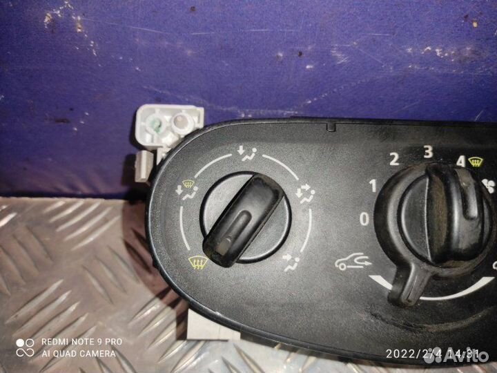 Блок управления климат-контролем LADA Largus K7M