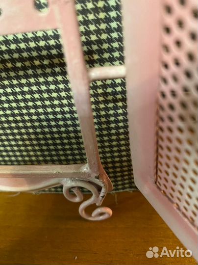 Подставка для бижутерии в виде трюмо