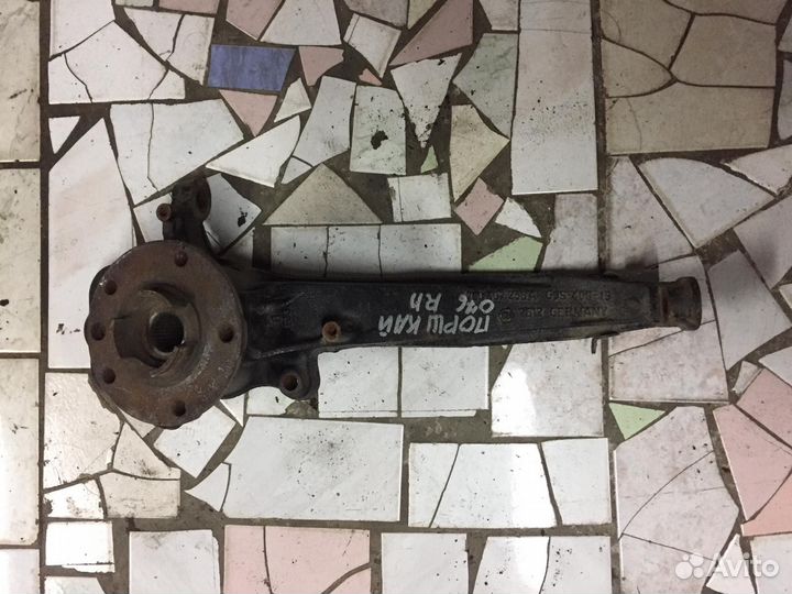 Кулак поворотный, правый Porsche Cayenne 955 4.5