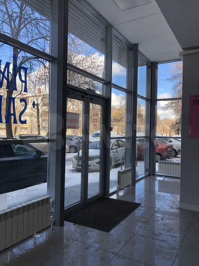 Салон, магазин, офис, 284.7 м²