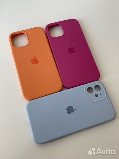 Чехол на iPhone 12