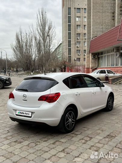 Opel Astra 1.6 AT, 2011, 153 000 км