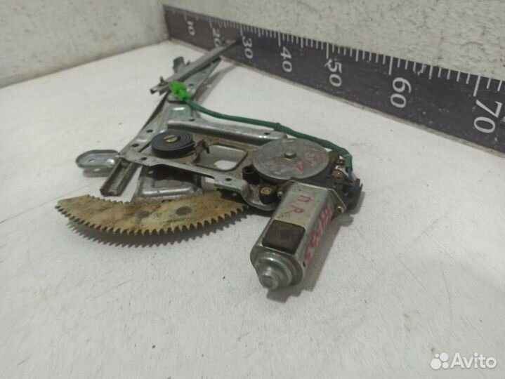 Стеклоподъемник электрический передний правый 6122