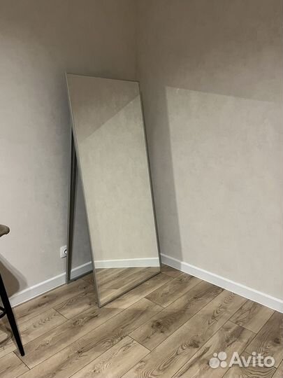 Зеркало напольное