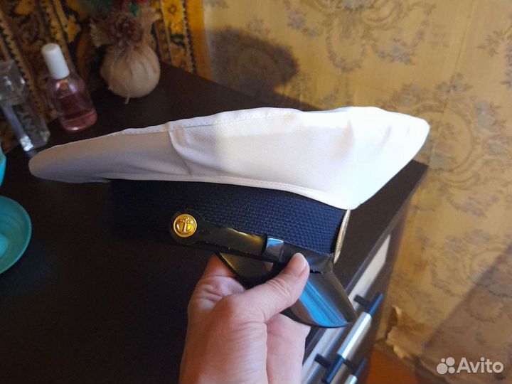 Фуражка, галстук и китель-б/у