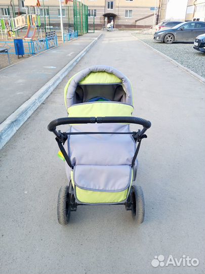 Детская коляска