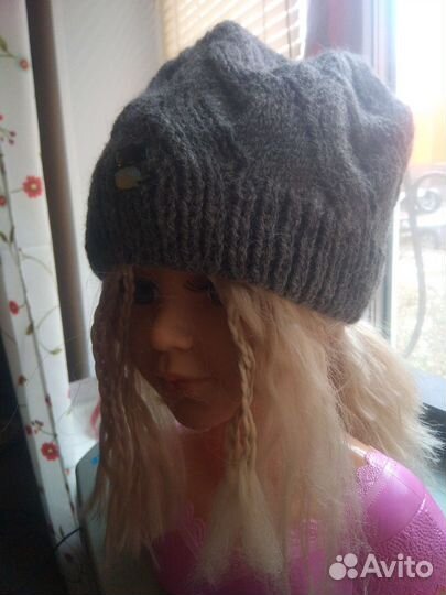 Шапка женская вязаная