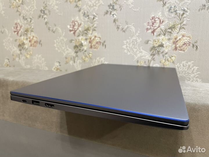 Honor Magicbook 15 (16/512/Ryzen 5)