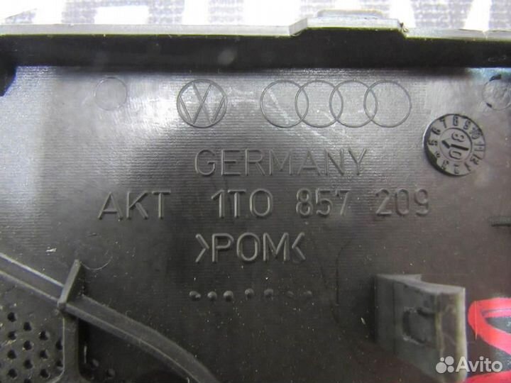 Накладка для Volkswagen Touran 1 2003-2010г