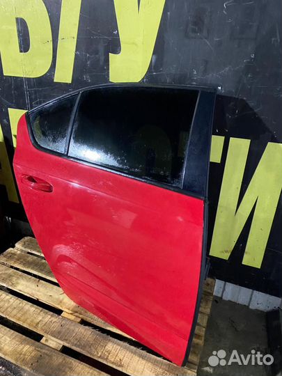 Дверь Шкода Октавия A7 задняя правая