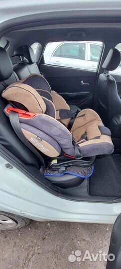 Детское автокресло с креплением изофикс до 36 кг