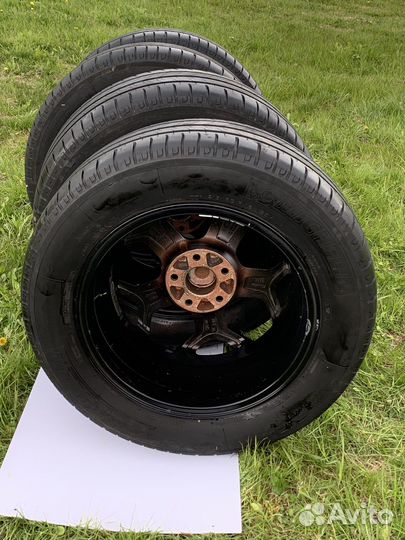 Летняя резина на литых дисках Michelin 215/60/R16