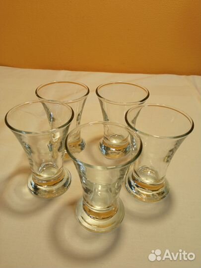 Бокалы фужеры рюмки