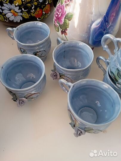 Заварочный чайник, чашки, сахарница